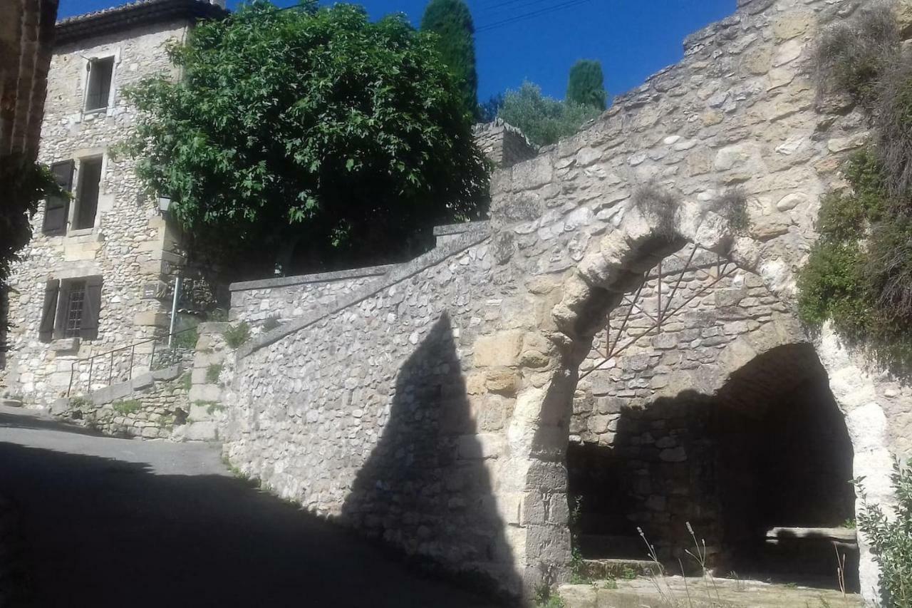 La Petite Maison Robion en Luberon Luaran gambar